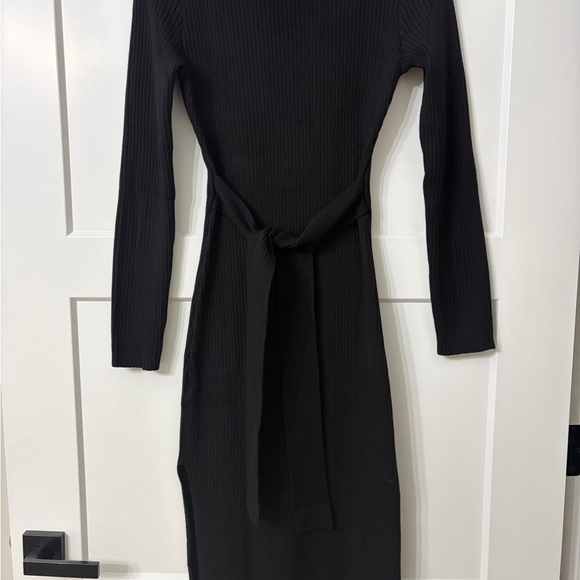 SHEIN Dresses & Skirts - Elegant Black Ribbed Midi SweaterDress. Size mediun
